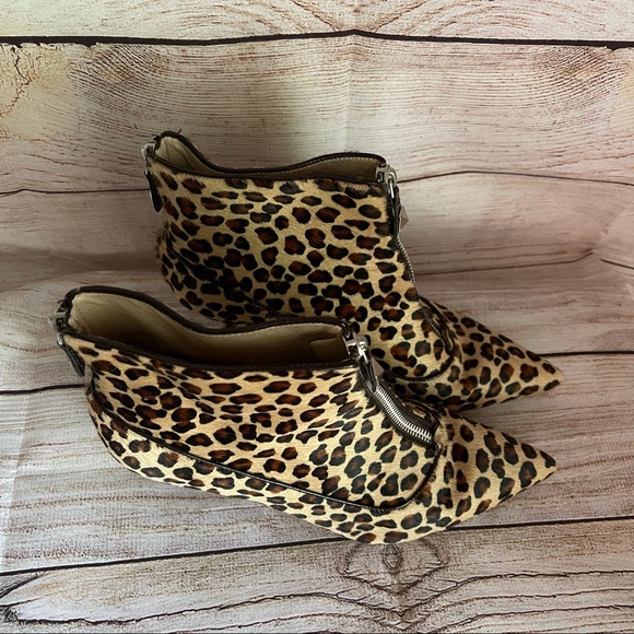 Michael Kors leopard haircalf ankle booties 8.5 - Picture 4 of 7